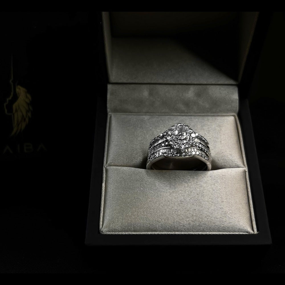 Oval Shaped White Gold Wedding Ring